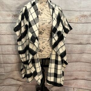 Lucky Brand Ruana Cape Loose Sleeves Buffalo Plaid Open Front Wool Blend M/L